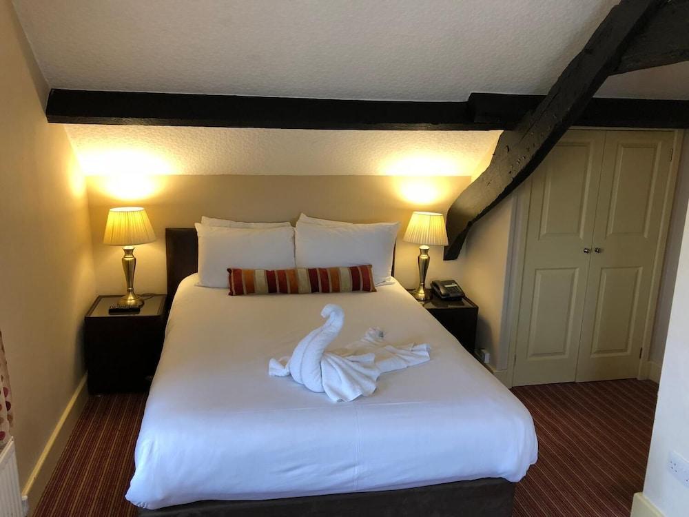 The George Hotel Stansted Airport ビショップス・ストートフォード エクステリア 写真