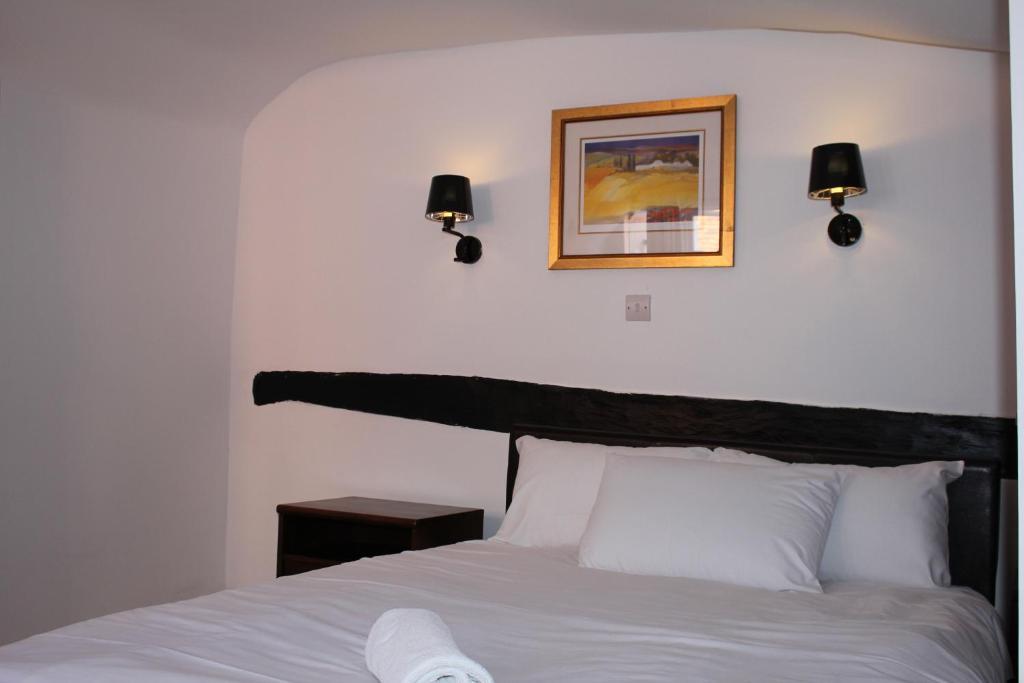 The George Hotel Stansted Airport ビショップス・ストートフォード エクステリア 写真